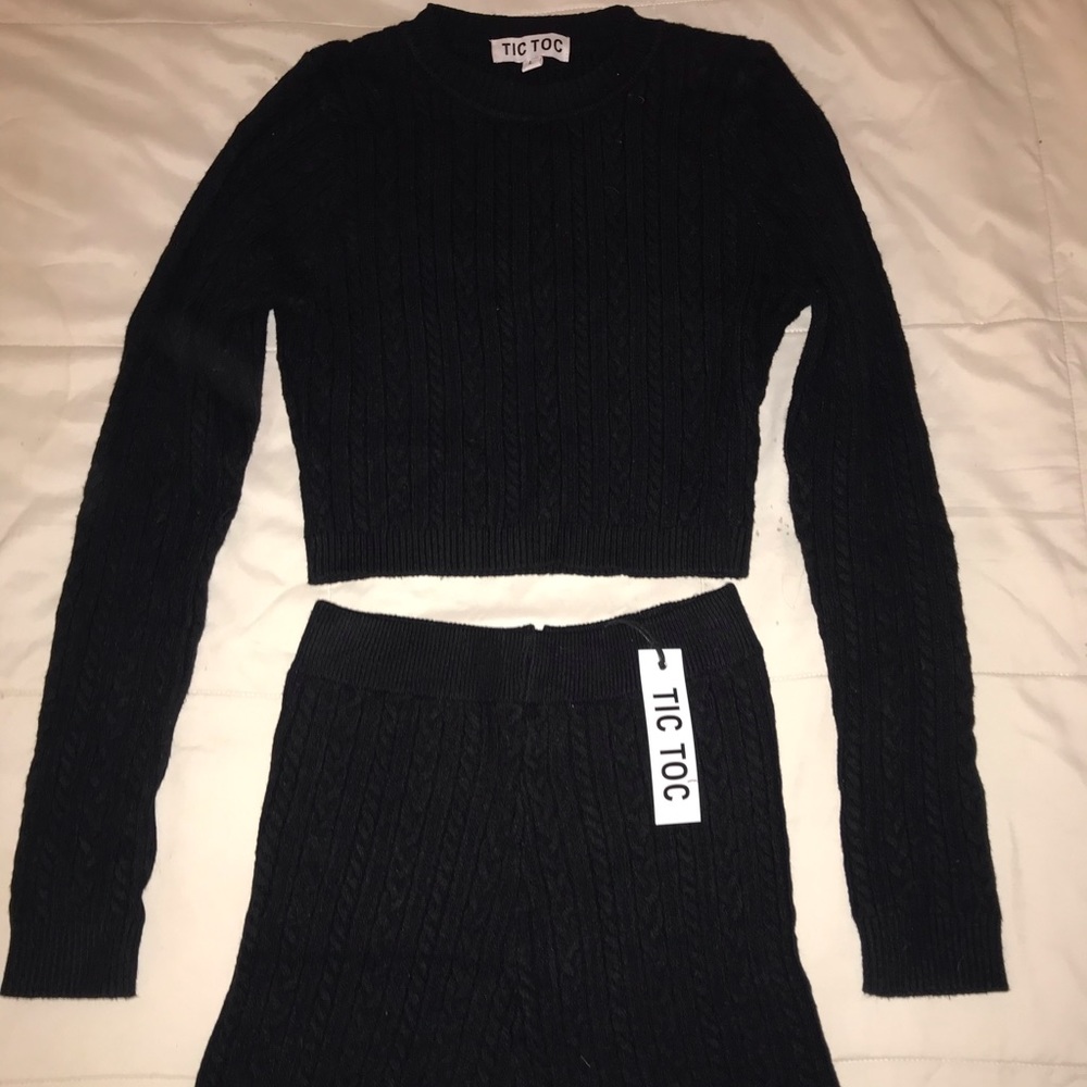 Lauras Boutique | Sweater Matching Set 🖤 - Picture 2 of 4